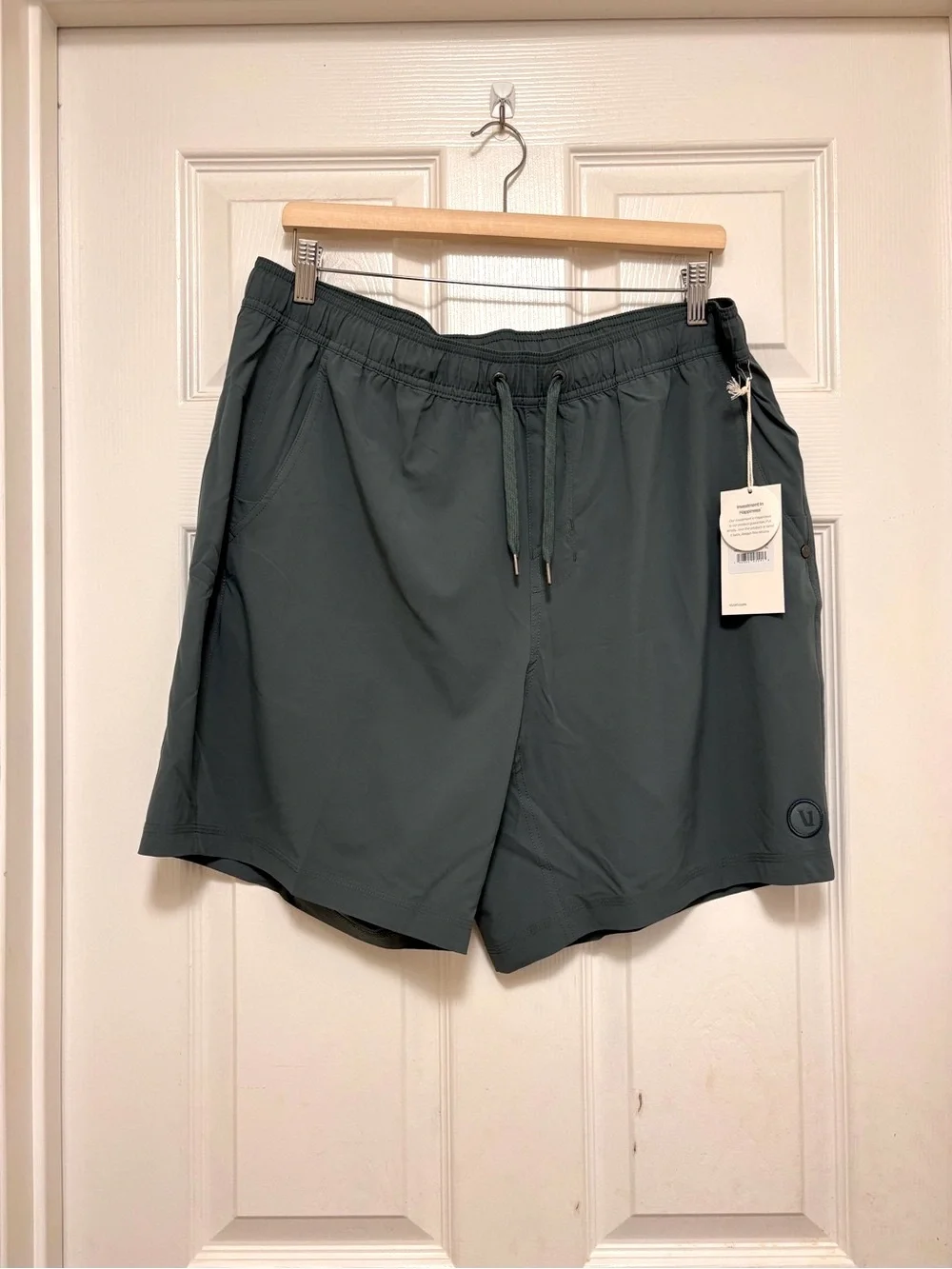 NWT Vuori Kore Short Unlined 7